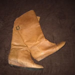 Steve Madden Tan leather boots